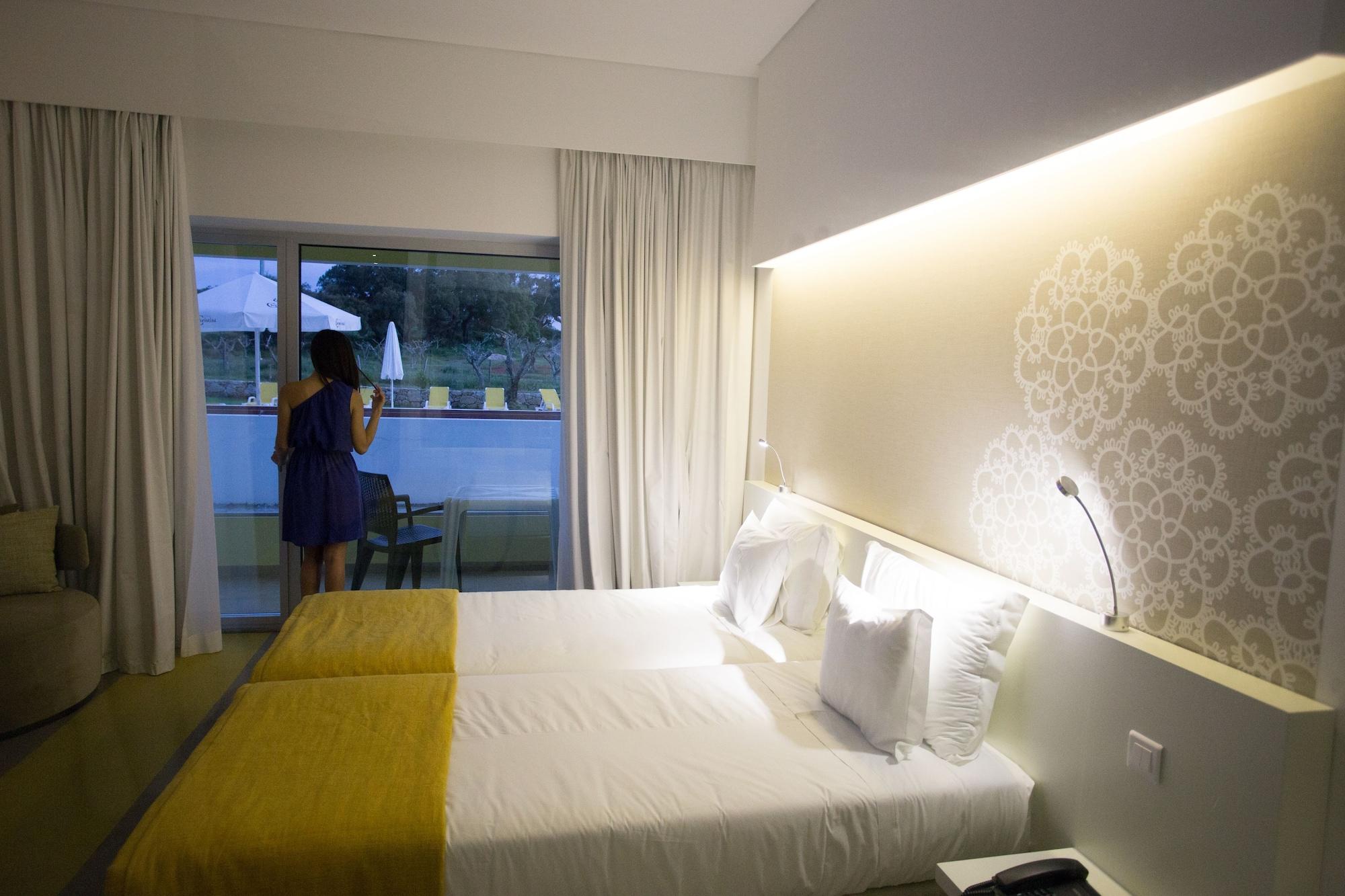 Monte Filipe Hotel Alpalhao  Exterior photo